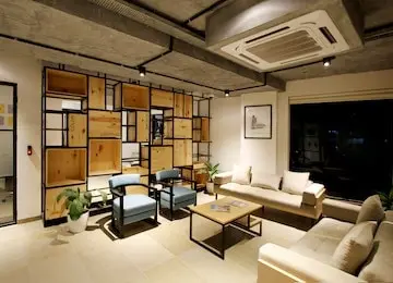 Lắp đặt tay nâng Blum